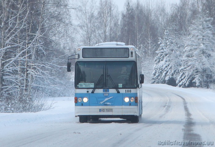 Daudzi Latgales ziemas ceļi ir labi iztīrīti un regulāri kursē sabiedriskais transports, taču ir arī vietas, kur tā nav 53530