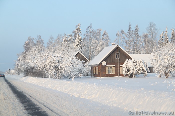 Latgales lauku māja ziemā 53535