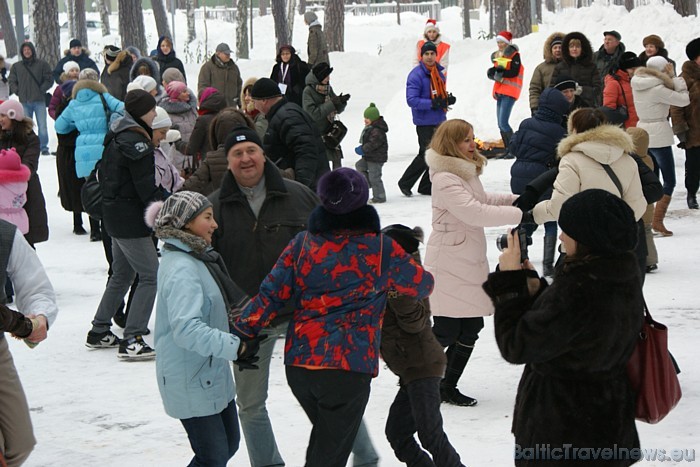 Svētki tūristiem (01.01. un 06.01.2011) notika Dzintaru mežaparkā 53874