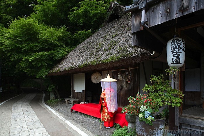 Ceļotāji Japānā izbauda tūkstošgadīgo tradīciju dzīvīgumu, stingrās manieres un ceremonialitāti
Foto: © JNTO, Tanabe City 54263