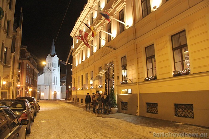 Piecu zvaigžņu viesnīca Grand Palace Hotel Rīga un restorāns Suite 29.01.2011 rīkoja tropisku balli par godu «karstai vasarai» 54436