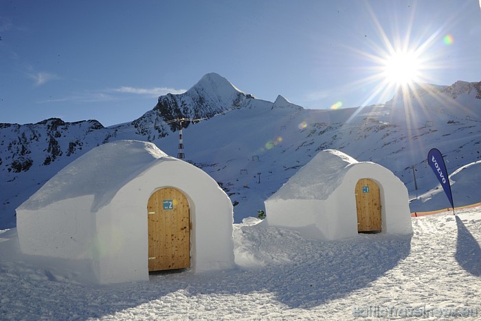 15.01.2011 Austrijā jau piekto gadu pēc kārtas tika atklāts Volvo Ice Camp - izstāžu zāle un viesnīca no ledus 
Foto: © Volvo Ice Camp 54496