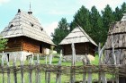 Ciemā apskatāmas ap 50 autentisku ēku, kādās senāk mita serbi
Foto: Vita Kūlīte, Relaks Tūre 12