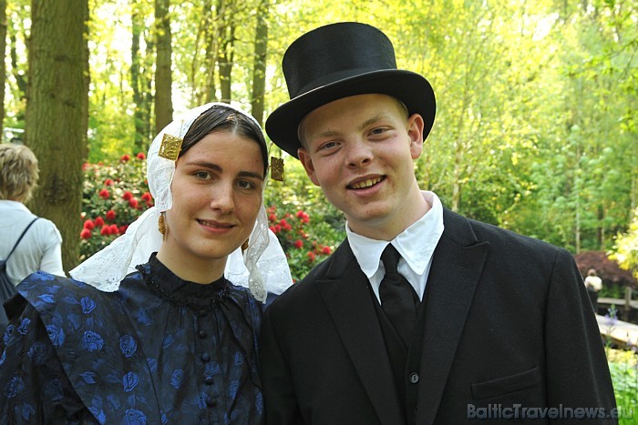 Keukenhof ziedu dārzā norisināsies arī nacionālo tērpu balle, kuras dalībnieki ietērpsies tradicionālajos apģērbos
Foto: PR Keukenhof 54902