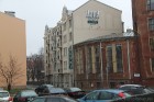 Viesnīca atrodas Vecrīgā, pavisam netālu no Daugavas - Minsterejas ielā 8/10. Vairāk informācijas: www.hoteloldrigapalace.lv 12