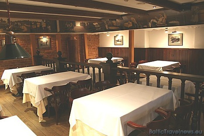 Restorānā viesi var nobaudīt gan eiropiešu, gan tradicionālās lietuviešu virtuves gardumus 55233
