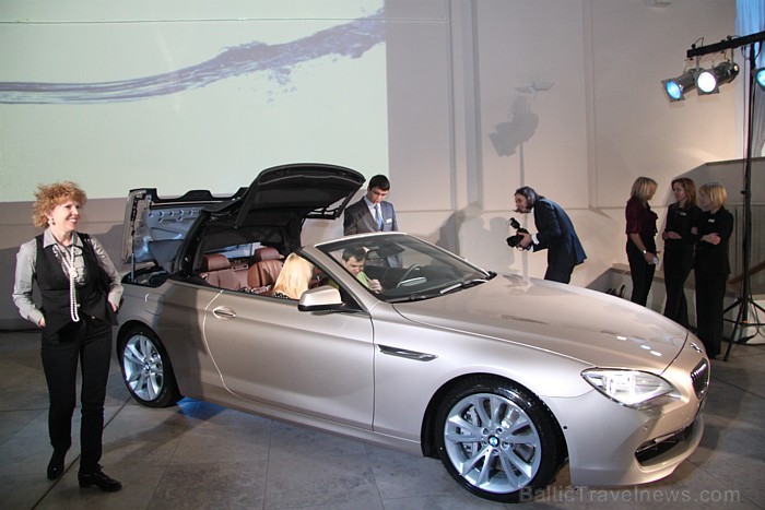 BMW 6.sērijas Cabrio (BMW 650i) prezentācija 14.03.2011 izstāžu zālē «Arsenāls» Vairāk informācijas - BM Auto vai WESS Select 57048