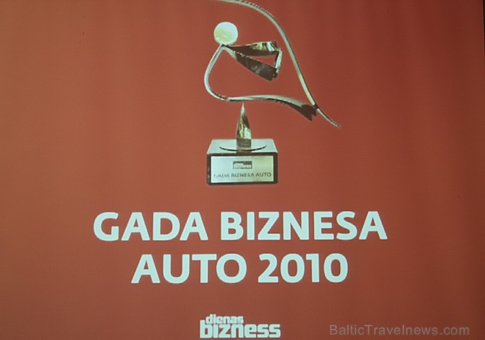 Uz balvu «Biznesa auto 2010» pretendēja Saab 9-5 sedan, Volvo S60/V60, Audi A8, BMW 5. Sērija, Ford Mondeo, Jaguar XJ, Lexus IS, Mazda 6, Škoda Superb 57537