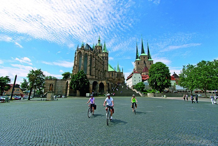 Erfurtā atrodas Sv. Marijas katedrāle un Svētā Severus baznīca
Foto: Joachim Negwer 57947