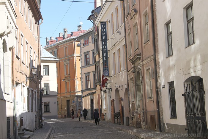 Zivju restorāns «Le Dome» (www.zivjurestorans.lv) atrodas uz Miesnieku ielas (4) Vecrīgā 57959