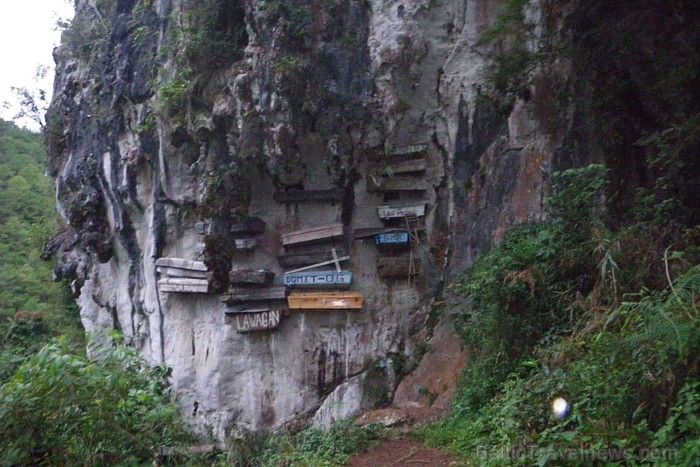 Sagada - savdabīgs apbedījuma veids pakārtos zārkos
Foto: Irīna Klapere, Relaks Tūre 57983