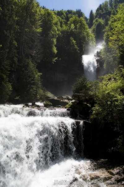 Giessbach ūdenskritums atrodas Šveicē
Foto: Macounette 58150