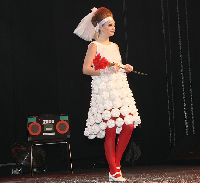 Kāzu un balles kleitu demonstrējumi izstādē Fiesta Expo 2011 58234