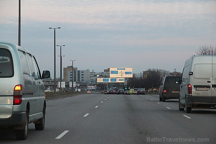 Latvijā ir divi BMW dīleri - BM Auto un WESS Select. Mūsu auto bija no BM Auto 58287