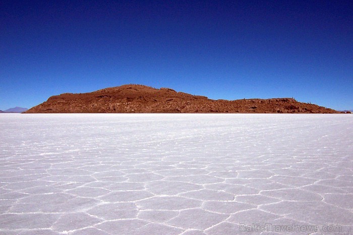 Salar de Uyuni ir pasaules lielākais sāls ezers, kurš atrodas Bolīvijā
Foto: Terre.sans.frontiere.free.fr 58460