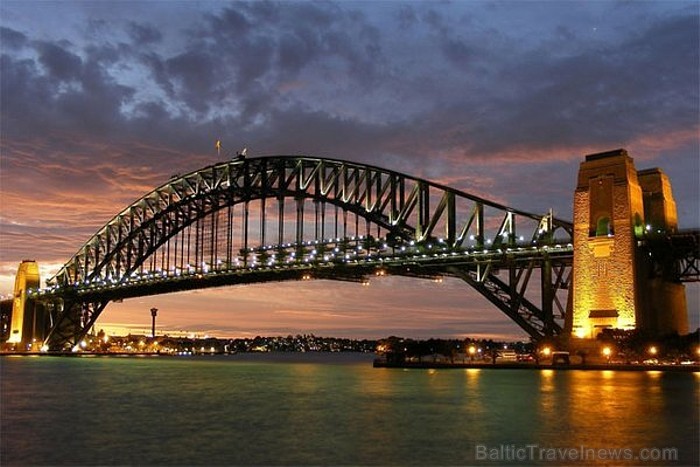 Sydney Harbour Bridge atrodas Austrālijā, Sidnejā 58749