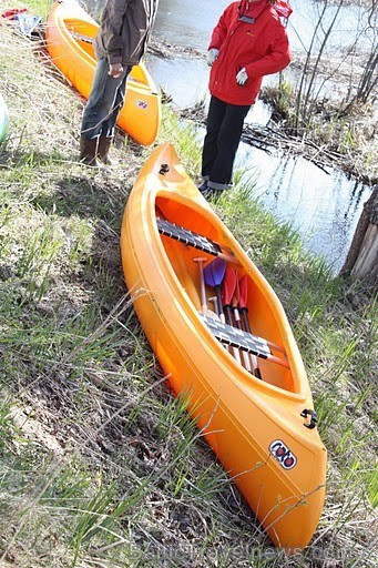 Iespēja  doties izbraukumā ar laivām pa Vecslocenes upi.
Foto: Līga Jaunozola 59525