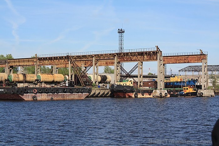 Šodienas Ventspils osta ir nozīmīgs tranzīta centrs , šobrīd tās noslogojums ir tikai 50% no reālajām iespējām , taču tiek ieguldīts darbs un līdzekļi 59897