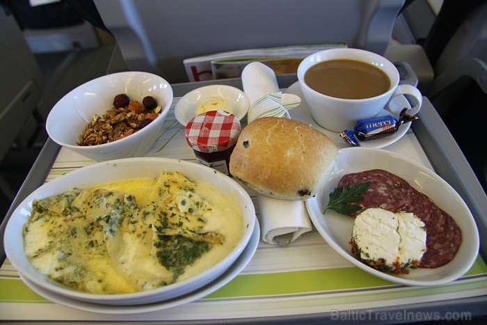Brokastis airBaltic biznesa klasē 60036