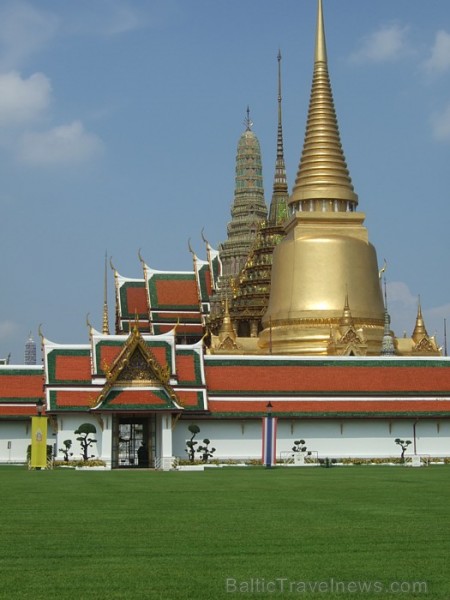 Āzijā apmklētākā pilsēta ir Bangkoka. Bangkokas apmeklētākās vietas ir Grand Palace, Wat Pho un Wat Arun 60916