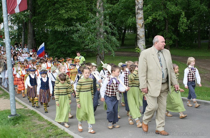 Tautas deju festivāls «Latvju bērni danci veda» Jēkabpilī, 28.05.2011 60985