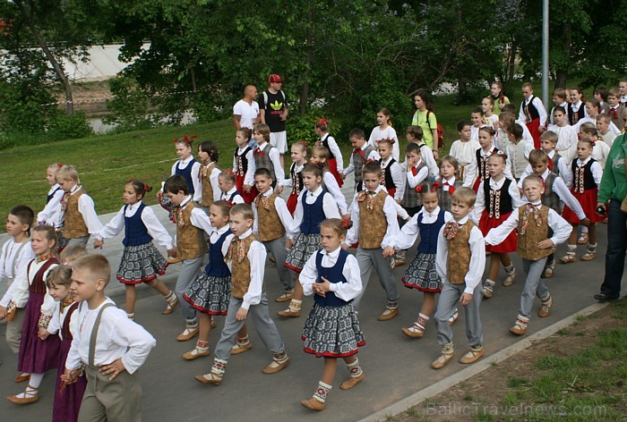 Tautas deju festivāls «Latvju bērni danci veda» Jēkabpilī, 28.05.2011 60997