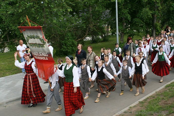 Tautas deju festivāls «Latvju bērni danci veda» Jēkabpilī, 28.05.2011 60999