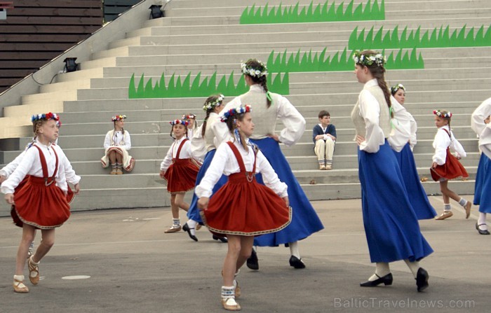 Tautas deju festivāls «Latvju bērni danci veda» Jēkabpilī, 28.05.2011 61014