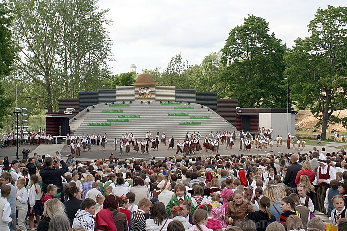 Tautas deju festivāls «Latvju bērni danci veda» Jēkabpilī, 28.05.2011 61016