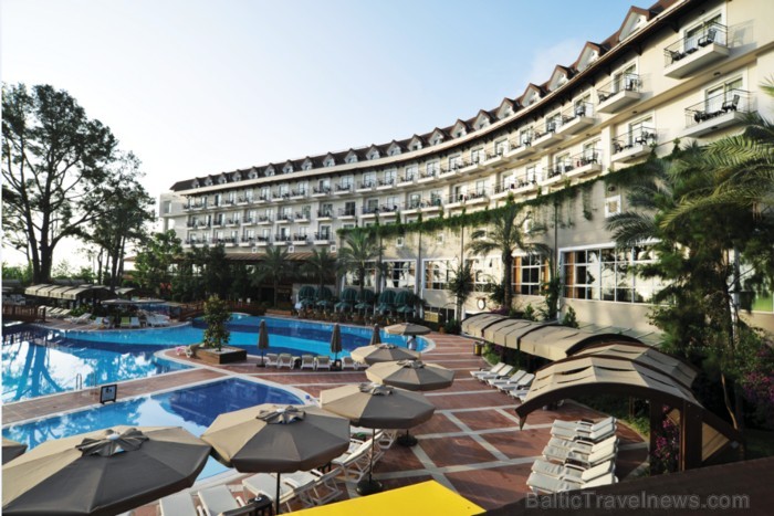 Viesnīca Amara Wing Resort atrodas 55 km no Antaljas lidostas, Kemerā, pašā jūras krastā 61243