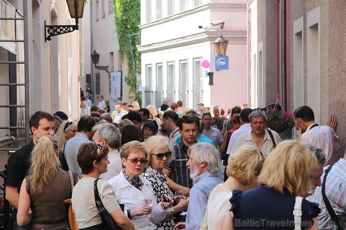 «Vīna svētki 2011» Vecrīgas viesnīcas Konventa Sēta pagalmā no 10.06 līdz 11.06.2011 - www.hotelkolonna.com 61804