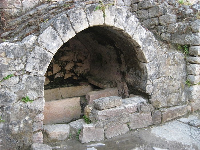 Viens no Sv. Nikolaja klostera sarkofāgiem 62596