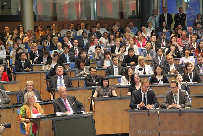 Bijusī parlamenta ēka Bonnā tiek izmantota starptautiskiem simpozijiem un kongresiem 63696
