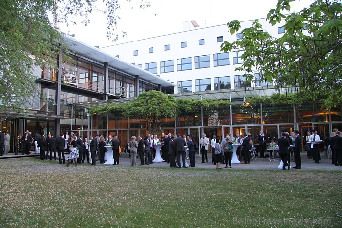 Bijusī parlamenta ēka Bonnā tiek izmantota starptautiskiem simpozijiem un kongresiem 63708