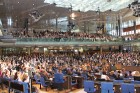 Bijusī parlamenta ēka Bonnā tiek izmantota starptautiskiem simpozijiem un kongresiem www.worldccbonn.com 6