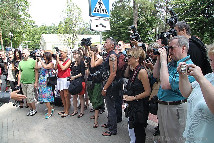 Konkursa Jaunais Vilnis 2011 dalībnieki tusējas Jūrmalas viesnīcās 64448