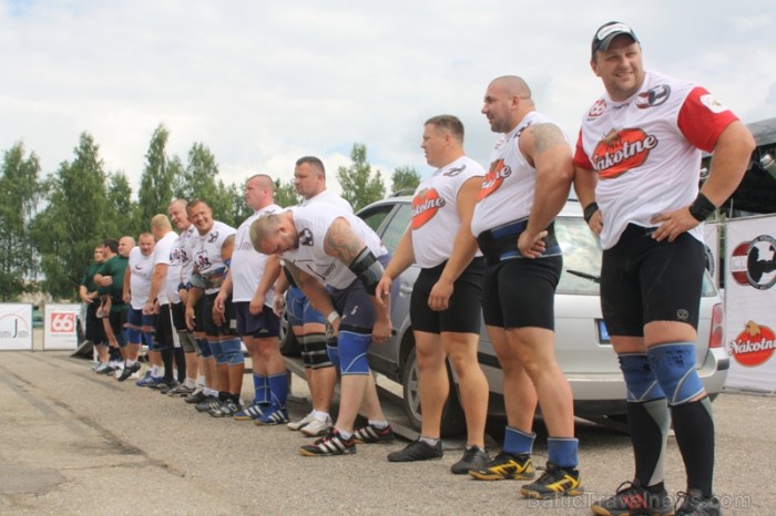 Gulbenes pilsētas svētku ietvaros 30.07.2011 norisinājās arī Baltijas spēkavīru komandu čempionāts (www.parstipru.lv) 65074