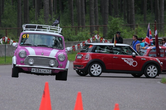 30.-31.07.2011 Biķernieku trasē notika lielākais starptrautiskais MINI pasākums Latvijas vēsturē (www.minimania.lv). Foto: www.fotoatelje.lv 65135