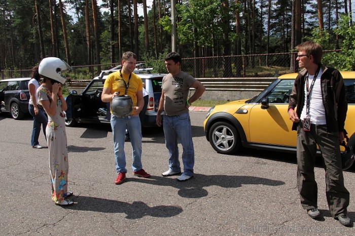 30.-31.07.2011 Biķernieku trasē notika lielākais starptrautiskais MINI pasākums Latvijas vēsturē. Foto: www.fotoatelje.lv 65138