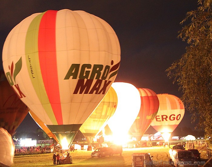 Gaisa balonu festivāls «LMT Kauss 2011» Jelgavā - www.tornis.jelgava.lv 65520