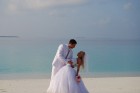 Kā vienu no romantiskākajām vietām kāzu svinībām Antario Travel iesaka Maldīvu salas (www.antario.lv) 9