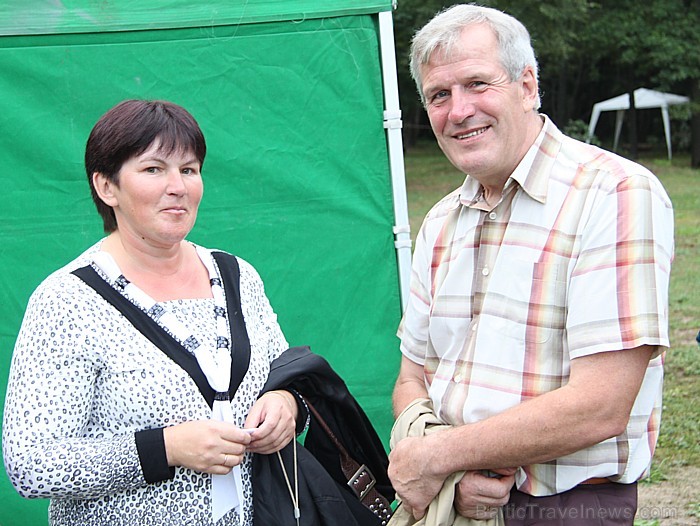 «Sivera ezera svētki 2011» mākslinieciskie vadītāji - Olga Lukjanska (Asūne) un Jāzeps Dobkevičs (Krāslava) 65737