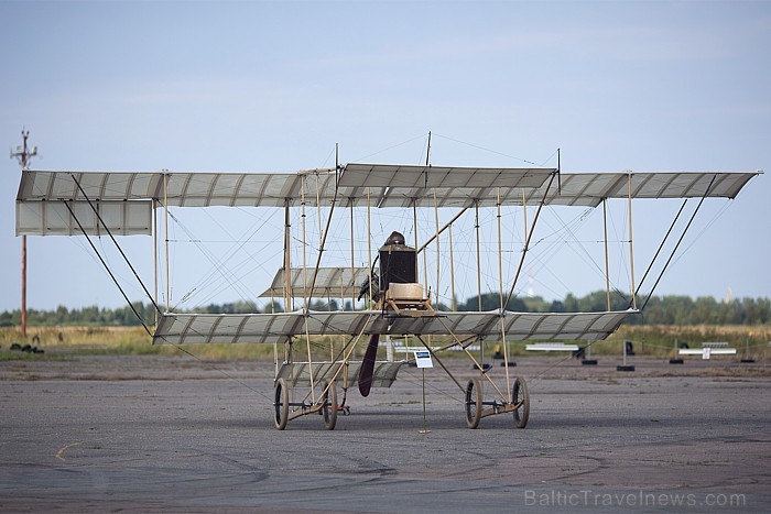 Ekskluzīvs eksponāts, kas tiks izstādīts speciāli Aviācijas svētku laikā ir leģendārā latviešu aviokostruktora Kārļa Irbīša modelētā lidmašīna I – 12. 65799