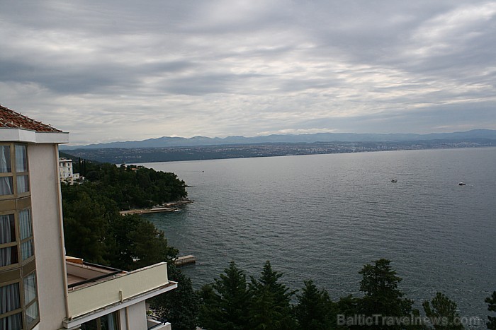 Lielākā daļa Horvātijas kūrotpilsētu atrodas klinšainās piekrastēs līdz ar to paveras brīnišķīgi skati no viesnīcu logiem uz jūru 65826