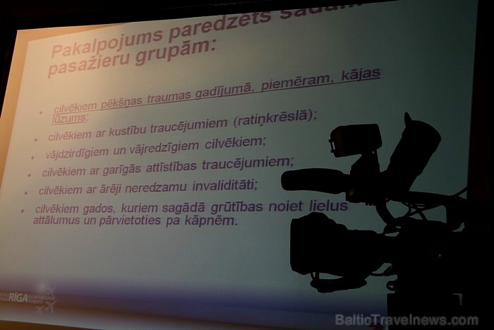 12.09.2011. starptautiskajā lidostā „Rīga” notika preses konference par pasažieru ar ierobežotām kustību spējām apkalpošanu 66944