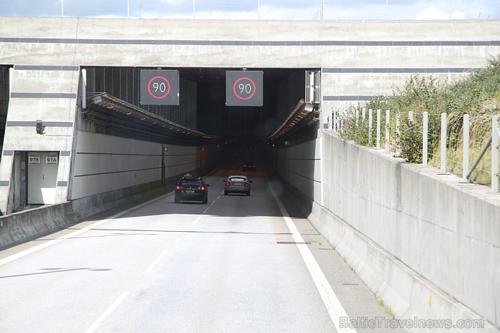 Atpakaļceļš caur tuneli zem Baltijas jūras uz Kopenhāgenu 67127