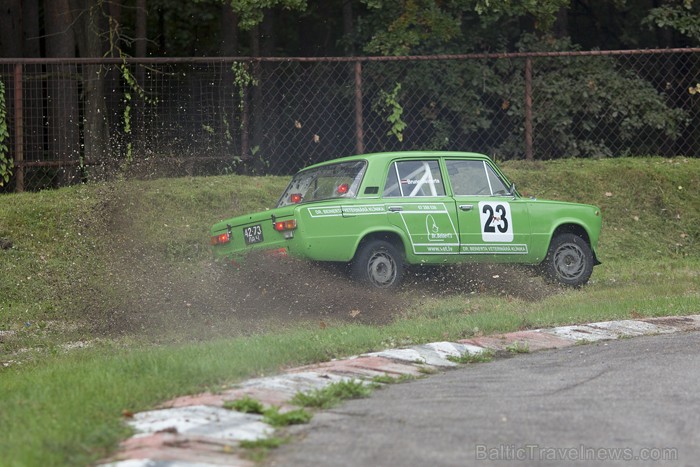 Dzintara Volga pasākums (17.-18.09.2011) Biķerniekos
 www.fotoprojekts.lv 67199