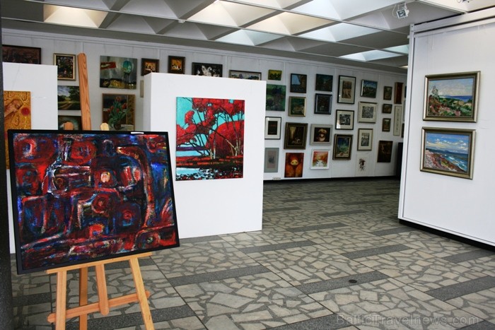 Mākslas mīļiem patīkams būs Dailininkų sąjungos galerijas apmeklējums. Tajā var ne tikai iepazīties ar lietuviešu mākslinieku darbiem... 67221