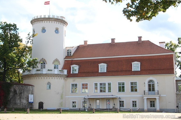 Cēsu Jaunās pils Lademahera tornis ar panorāmas skatu ir atklāts apmeklētājiem no 24.09.2011. 67353