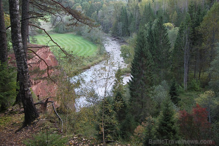 Panorāmas skats uz Amatas ieleju 67477